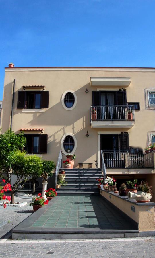 Atrium Pompei Villa Exterior photo